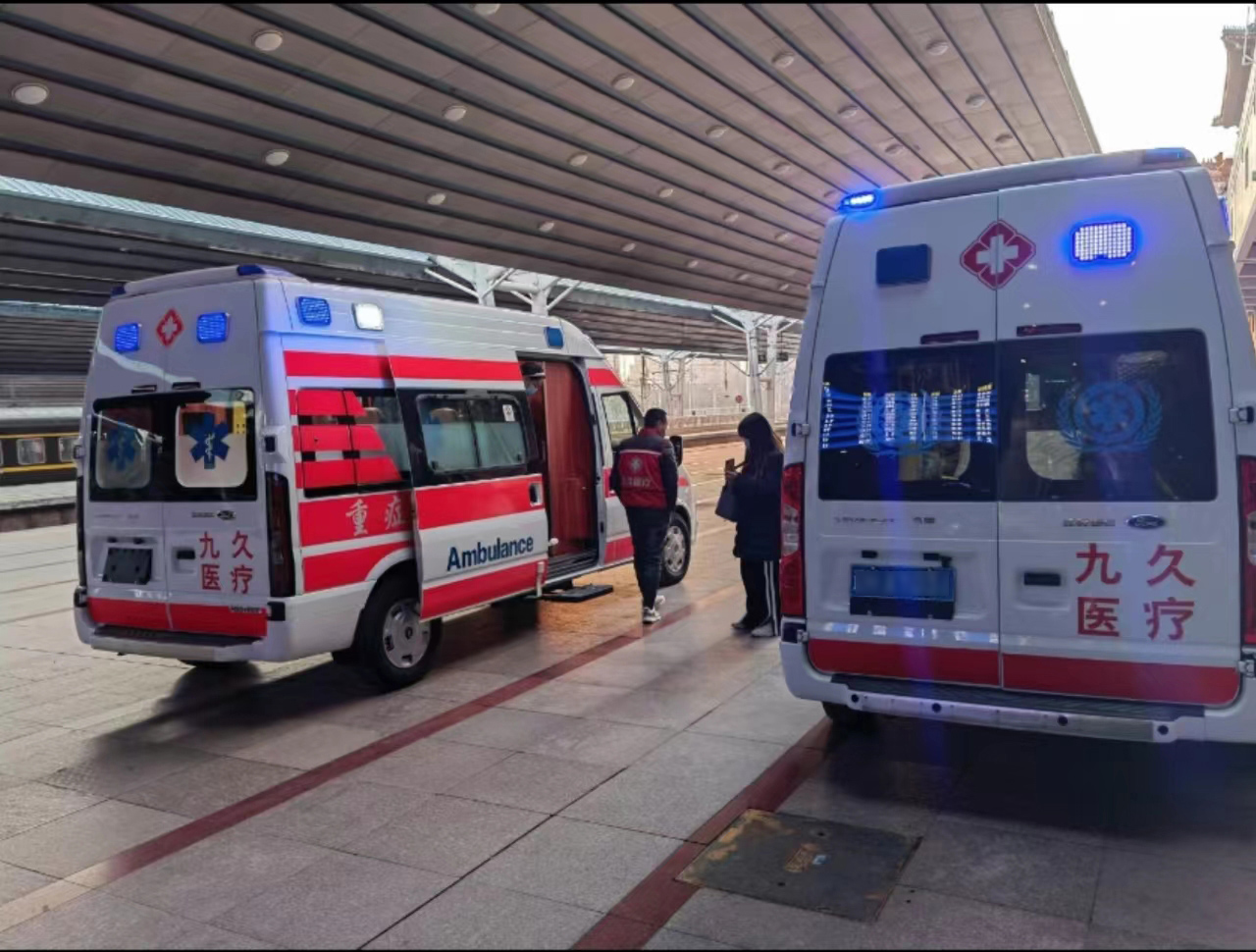 代县救护车长途转运